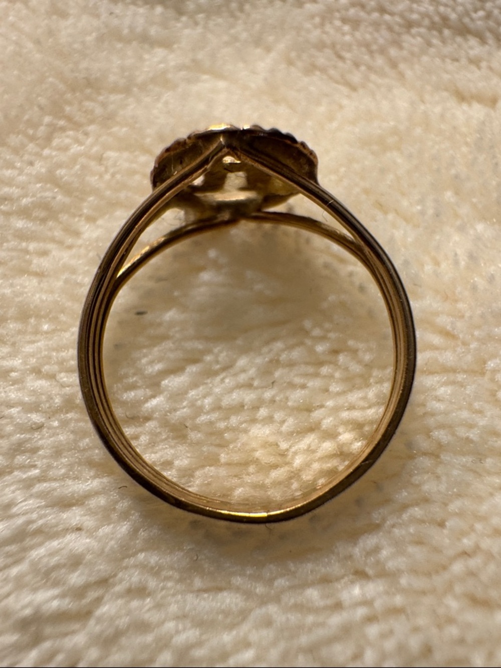 Gold Initial 'R' Signet Ring - Women's Jewelry - Picture 8 of 10